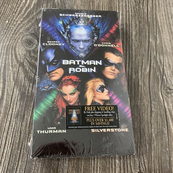 Batman & Robin (VHS,2001) Schwarzenegger Clooney O'Donnell Thurman Silverstone - Picture 1 of 6